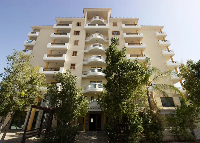 アパート Flat In Nicosia's Centre *